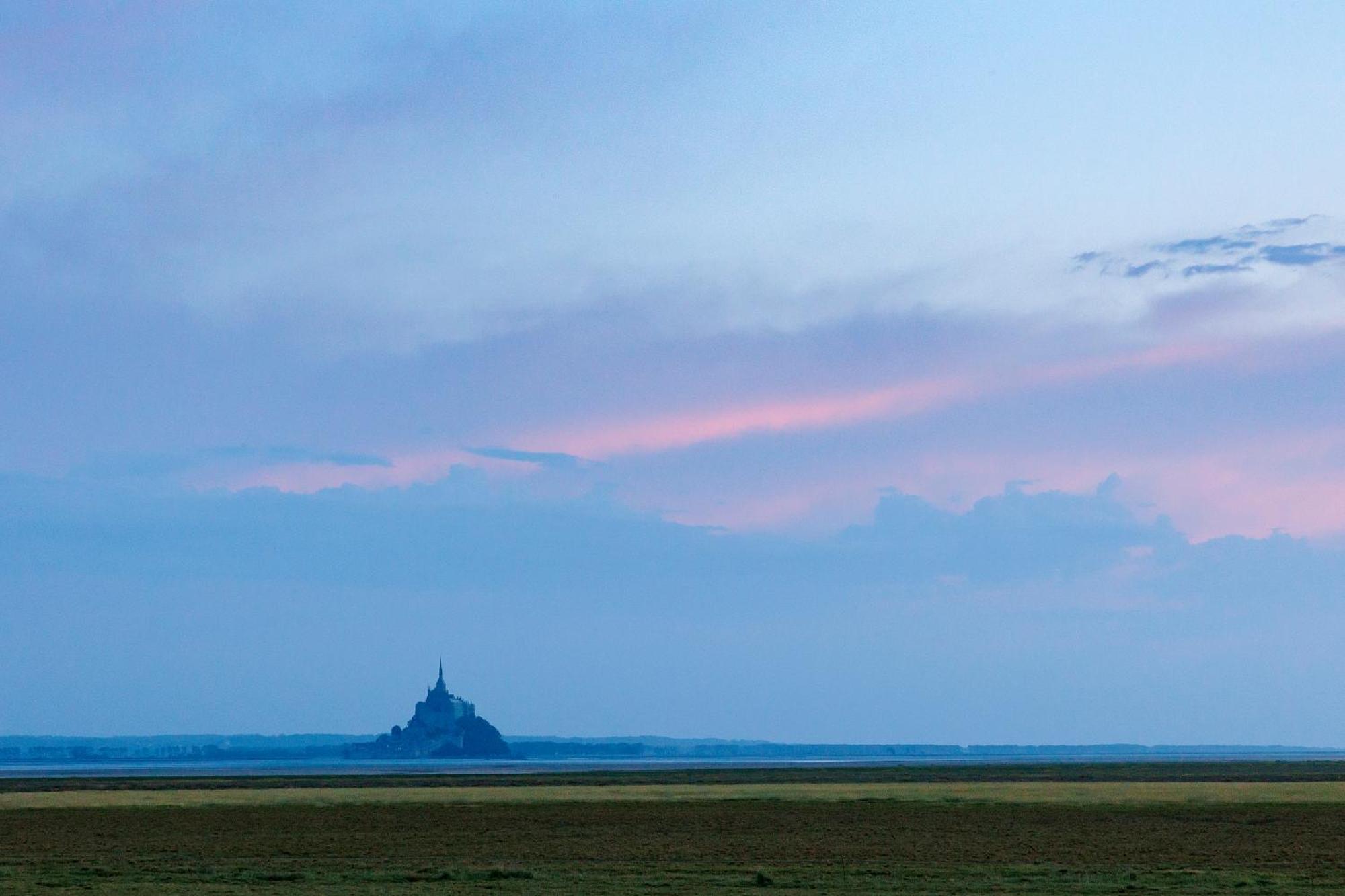 Entre Mont St Michel Et Merveille Vains 外观 照片